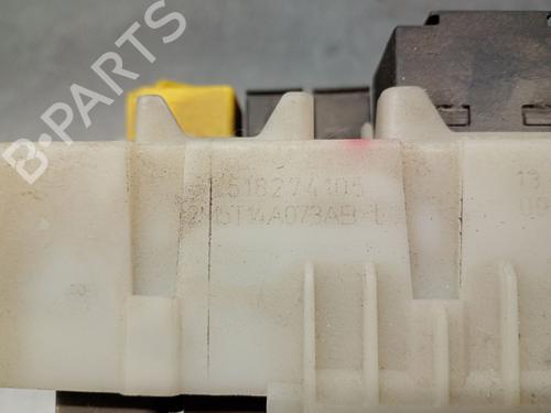 Fuse box FORD FOCUS I Turnier (DNW) 1.8 Turbo DI / TDDi | BP28674476E1