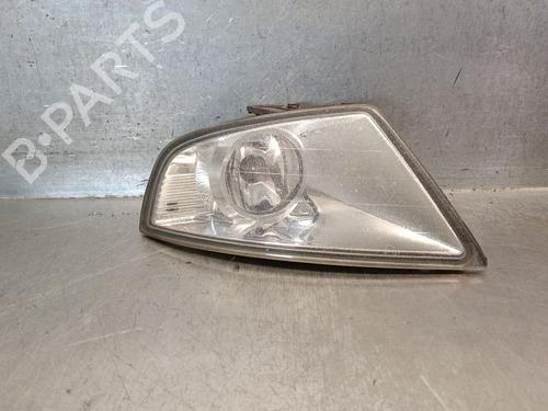 Used Left front fog light FORD MONDEO III Saloon (B4Y) 2.0 TDCi (130 hp) 28093899