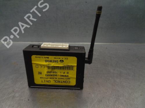 Used Electronic module CHEVROLET AVEO / KALOS Hatchback (T200) 1.4 16V (94 hp) 10754342