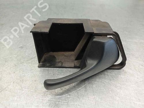 Used Rear right interior door handle VW VENTO (1H2) 1.8 (90 hp) 8888784