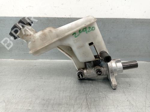 Used Brake master cylinder KIA SPORTAGE III (SL) 1.6 GDI (135 hp) 26896115