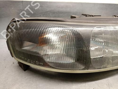 Right headlight VOLVO XC70 I Cross Country (295) 2.4 T XC AWD | BP22732233C29 