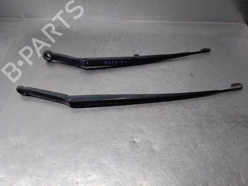 Used Front windshield wiper arm BMW 3 (E46) 320 d (150 hp) 15098095