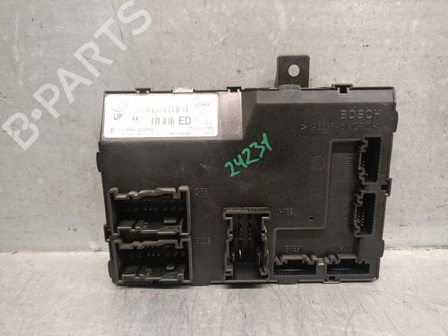 Used Fuse box FORD TRANSIT COURIER B460 Box Body/MPV 1.5 TDCi (75 hp) 31052397
