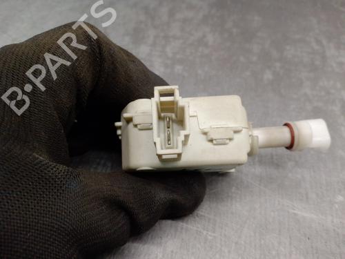 Fuel door actuator VW TOUAREG (7LA, 7L6, 7L7) 3.2 V6 | BP18101495E18 