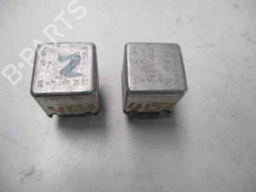 Used Fuse box MERCEDES-BENZ 124 Saloon (W124) 300 E (188 hp) 3508725