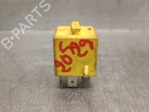 Used Electronic module LAND ROVER DEFENDER Station Wagon (L316) 2.5 TDI 4x4 (L316) (113 hp) 21580640