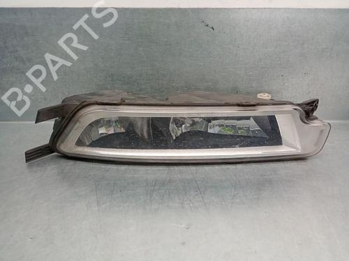 Used Right front fog light VW PASSAT B8 Variant (3G5, CB5) 2.0 TDI (150 hp) 30279893