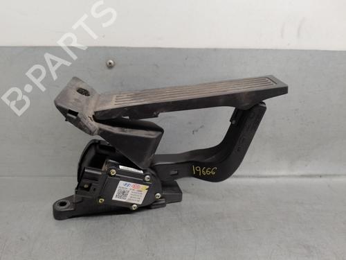 Used Pedal KIA SPORTAGE III (SL) 1.7 CRDi (116 hp) 16818021