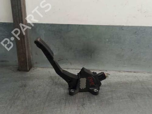 Used Pedal TOYOTA YARIS (_P9_) 1.4 D-4D (NLP90_, NLP90R) (90 hp) 7846926