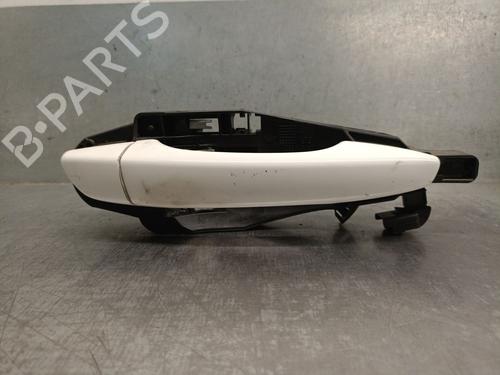 Używane Klamka zewnętrzna drzwi przednich prawych CITROËN C4 Picasso II 1.6 HDi / BlueHDi 115 (115 hp) 22275515
