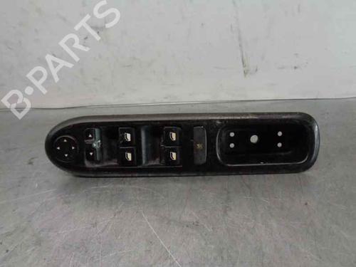 Used Left front window switch PEUGEOT 407 SW (6E_, 6D_) 2.0 HDi 135 (136 hp) 8288254