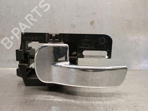 Used Front left interior door handle NISSAN QASHQAI I (J10, NJ10) 2.0 dCi (150 hp) 30698104