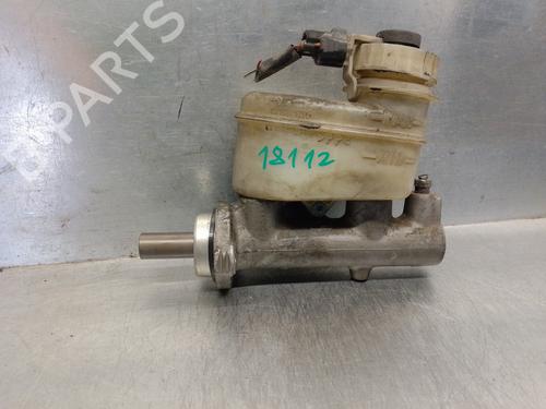 Used Brake master cylinder TOYOTA AVENSIS (_T22_) 2.0 i (ST220_, ST220R) (128 hp) 13909082
