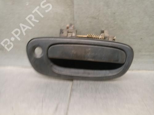 Poignée extérieure avant droite SUBARU IMPREZA Estate (GF) 2.0 i 16V AWD (GF8) (125 hp) 31955990