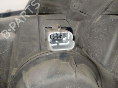 Right headlight PEUGEOT 807 (EB_) 2.0 16V | BP27452347C29 