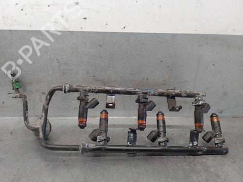 Used Injection rail Injection rail CHRYSLER 300M (LR) 2.7 V6 24V (204 hp) 33856378 33856378