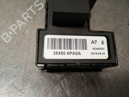 Switch NISSAN JUKE (F16_) DIG-T 117 | BP28599700I30 