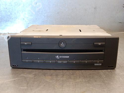 radio-renault-laguna-ii-bg01_-2001-2002-2003-2004-2005-2006-2007-37174516 main image
