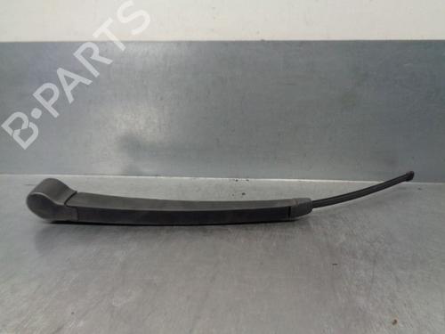 Used Rear windshield wiper arm SKODA OCTAVIA II (1Z3) [2004-2013]  12132969