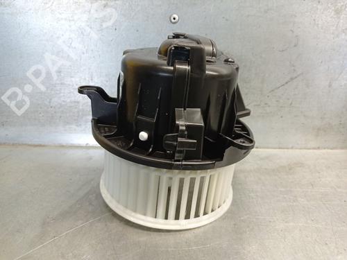 Used Heater blower motor Heater blower motor SEAT IBIZA V (KJ1, KJG) 1.0 TSI (110 hp) 19509095 19509095