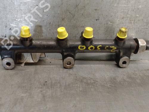 injection-rail-kia-carnival-ii-gq-1999-2000-2001-2002-2003-2004-2005-2006-2007-34383330 main image