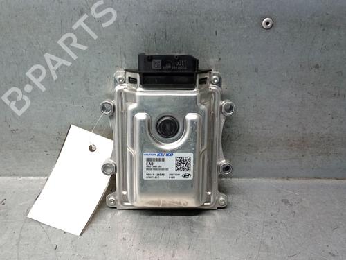 Used Engine control unit (ECU) HYUNDAI i30 Estate (PDE) 1.0 T-GDI hybrid 48V (120 hp) 32745099