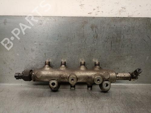 Used Injection rail Injection rail 20674730 20674730