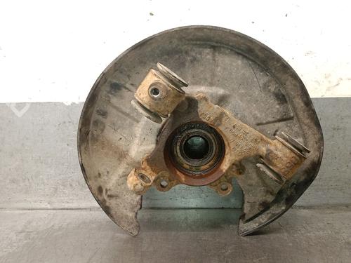 Used Right rear steering knuckle Right rear steering knuckle AUDI ALLROAD C5 (4BH) 2.5 TDI quattro (180 hp) 32779437 32779437