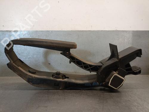 Used Pedal Pedal MERCEDES-BENZ E-CLASS (W211) E 320 CDI (211.026) (204 hp) 35812887 35812887