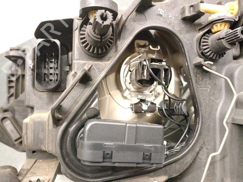 Right headlight SEAT IBIZA IV SC (6J1, 6P5) 1.4 TDI | BP30551777C29 