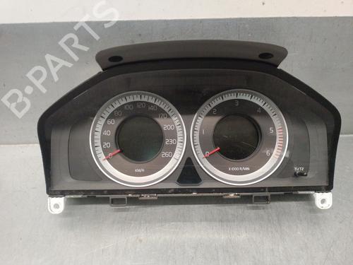 Used Instrument cluster VOLVO V60 I (155) D3 / D4 (163 hp) 16067878