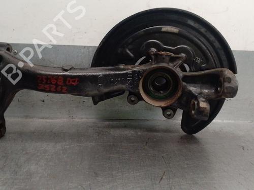 Used Left front steering knuckle Left front steering knuckle SKODA SUPERB I (3U4) 2.0 TDI (140 hp) 34234625 34234625