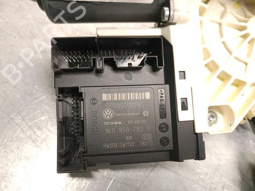 Front right window mechanism SEAT LEON (1P1) 1.9 TDI | BP31073349C23 