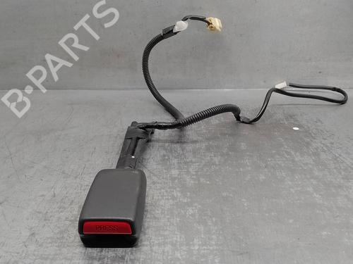Used Seat buckle TOYOTA YARIS (_P9_) 1.3 VVT-i (SCP90_, SCP90R) (87 hp) 17672940