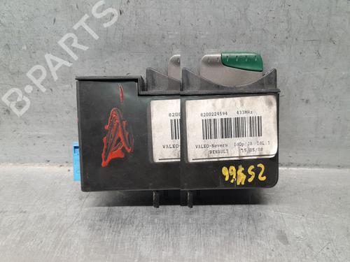 ratlastndingslas-renault-espace-iv-jk01_-2002-36161075 main image
