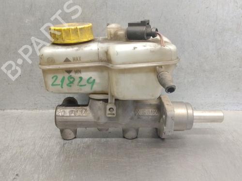 Used Brake master cylinder VW POLO (9N_, 9A_) 1.4 16V (80 hp) 23130046
