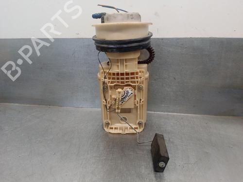 Used Fuel pump VW BORA I (1J2) 2.0 (115 hp) 15715442