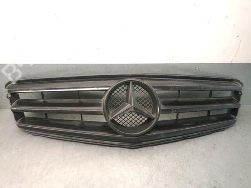 Used Grille MERCEDES-BENZ C-CLASS (W204) C 220 CDI (204.008) (170 hp) 28726080