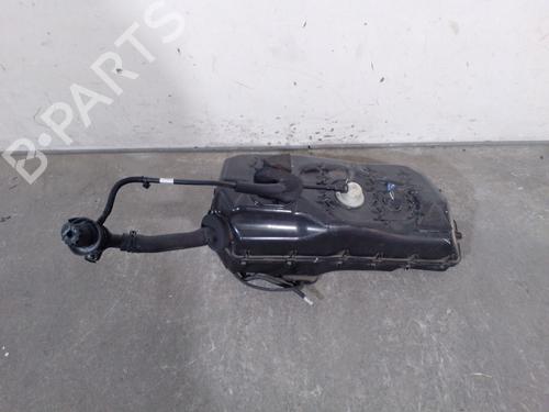 Used Fuel tank Fuel tank JAGUAR XE (X760) 2.0 D (180 hp) 33240692 33240692