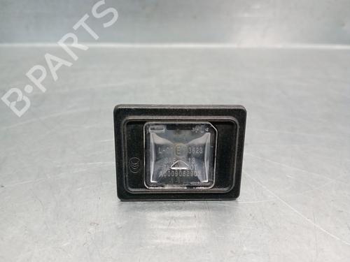 Used Licence plate light MERCEDES-BENZ GLC (X253) 200 d 4-matic (253.916) (163 hp) 30000961