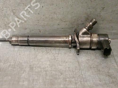 injector-volvo-s60-i-384-2000-2001-2002-2003-2004-2005-2006-2007-2008-2009-2010-30519325 main image