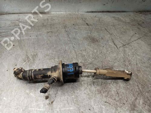 Used Clutch slave cylinder DACIA DOKKER MPV (KE_) 1.5 dCi / Blue dCi 75 (KEAJ, KEAH, KEJW) (75 hp) 20262261