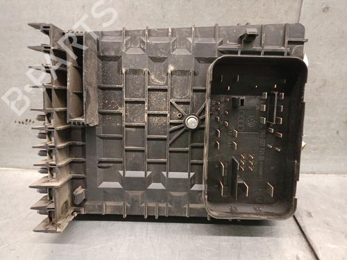 Fuse box SEAT LEON (1P1) 1.9 TDI | BP36159373E1 - Image 2