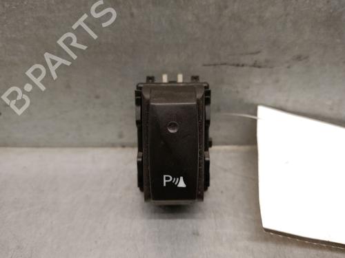 switch-dacia-logan-ii-2012-32468644 main image