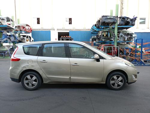 Fuse box RENAULT GRAND SCÉNIC III (JZ0/1_) 1.9 dCi (JZ0J, JZ0N, JZ1K, JZ1S) | BP29213648E1 