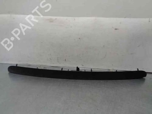 Used Tailgate handle RENAULT CLIO III Grandtour (KR0/1_) 1.5 dCi (KR0F) (86 hp) 6446808