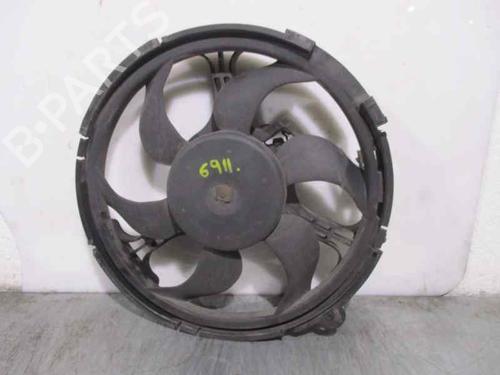 Used Radiator fan Radiator fan 2095955 2095955