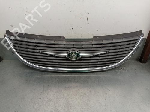Used Grille CHRYSLER VOYAGER IV (RG, RS) 2.5 CRD (141 hp) 26520897