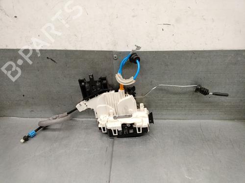 front-left-lock-mercedes-benz-cla-coupe-c117-2013-2014-2015-2016-2017-2018-2019-39684918 main image